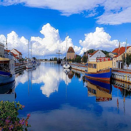 Ferienwohnungen Haus Seebad Ueckermuende Екстериор снимка